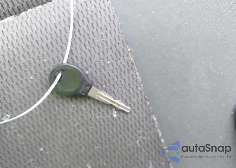 2001 Nissan Frontier Xe из США, поврежденный, VIN 1N6DD26S11C316305